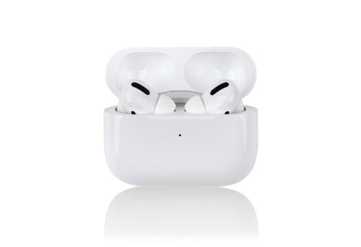 Apple Pro 2 White Type C Buzzer Wireless charging Lany-yard ( Dori )