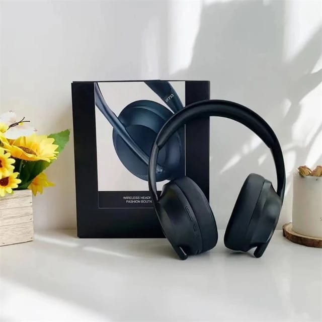 P733 Wireless Headphones