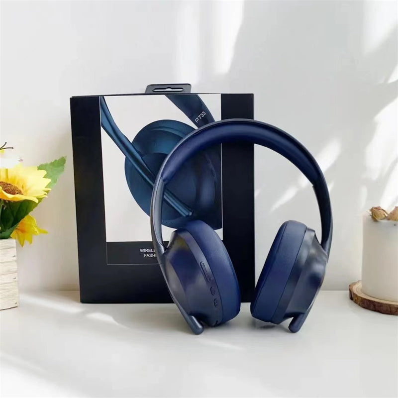 P733 Wireless Headphones