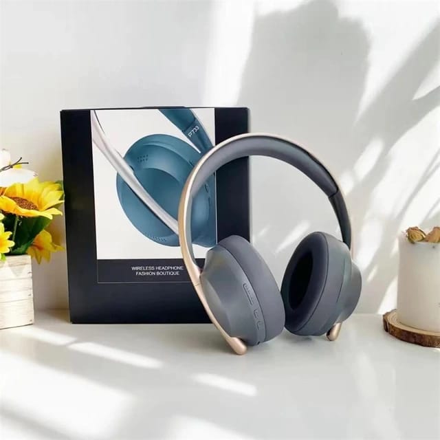 P733 Wireless Headphones